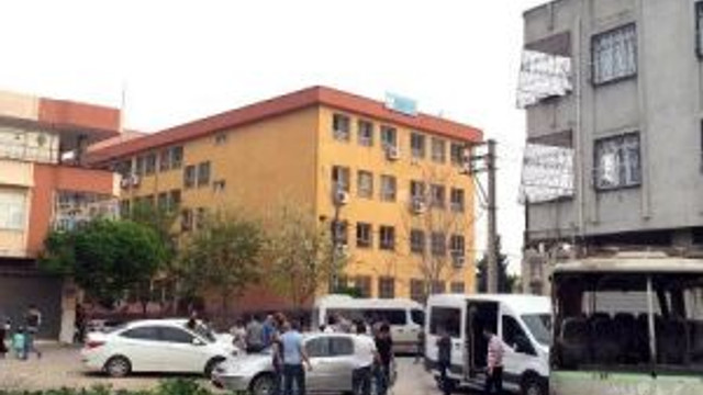 Hurda Midibüste Esrar Satan 4 Kişi Yakalandı