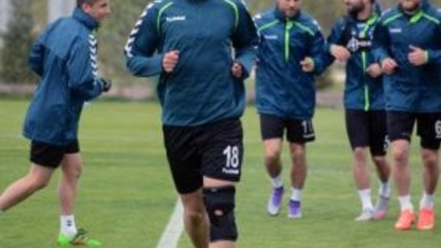 Torku Konyaspor'da Fenerbahçe Neşesi