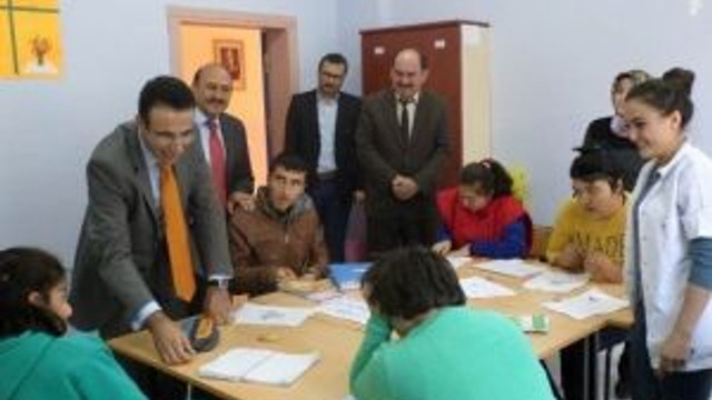 Kaymakam Akpay’dan Eğitim Kurumlarına Ziyaret