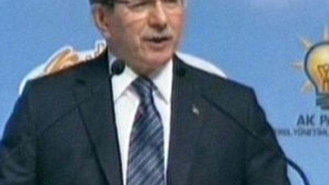 Davutoğlu: CHP'nin başındaki hasta adam...