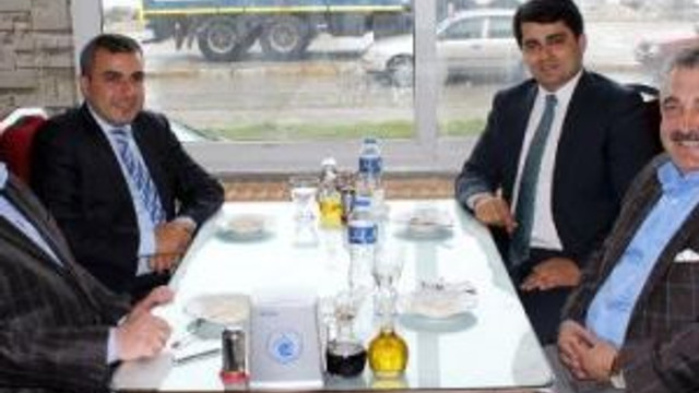 Ak Parti Ve Mhp'li İki Başkan Barıştı