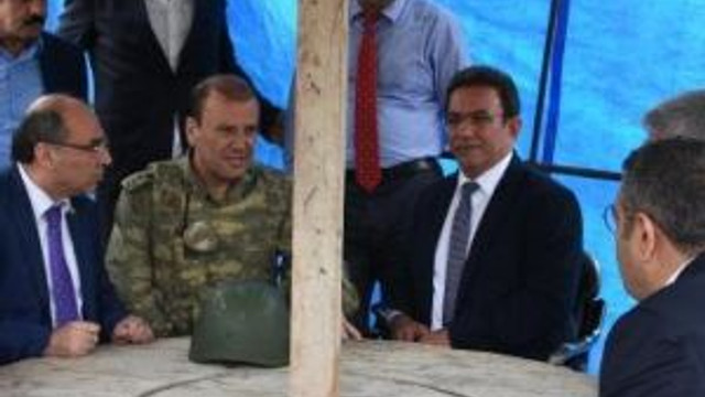 Chp Heyeti Güvenlik Gerekçesiyle Yüksekova'ya Giremedi