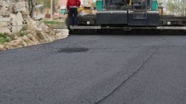 Niğde Belediyesinin Asfaltlama Çalışmaları Tam Gaz Devam Ediyor