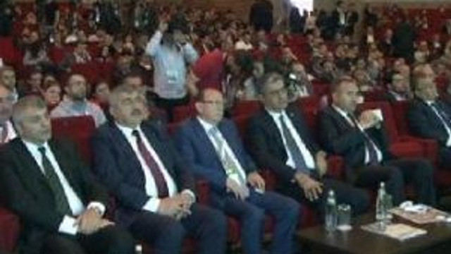 Bakan Tüfenkçi: (İş Yasası) Bizim Hükümet Olarak Düzenleme Yapmamız Lazım