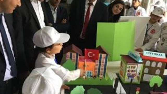 Viranşehir’de Ekindöver, Ortaokulu Tubitak Bilim Fuarı Açtı