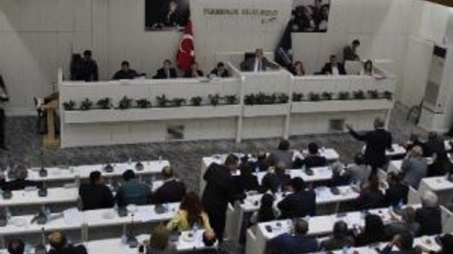 Büyükşehir Meclisinde Elektrikli Otobüs Tartışması