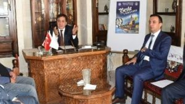 Vali İzzettin Küçük’ten Şanlıurfaspor Taraftarına Çağrı