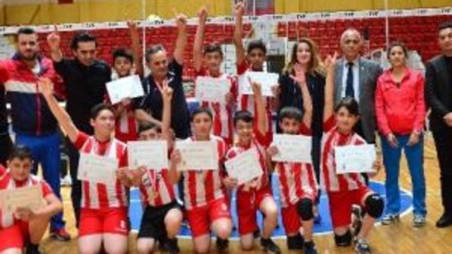Türkiye Okullararası Voleybol Küçükler Grup Müsabakası