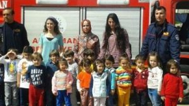 Minikler Öğrenciler, İtfaiye Binasını Gezdi