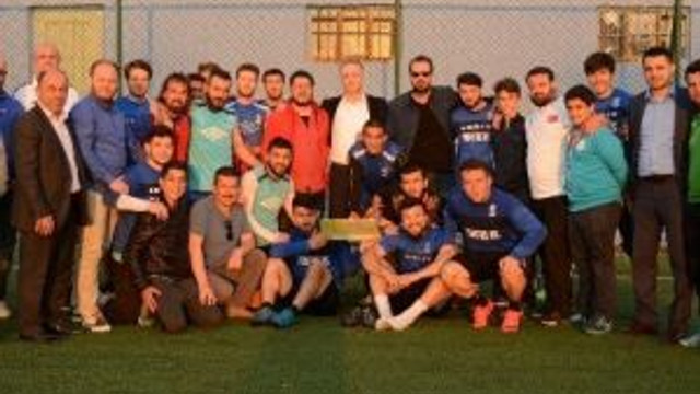 Yunusemre Belediyespor’a ‘Tatlı’ Sürpriz
