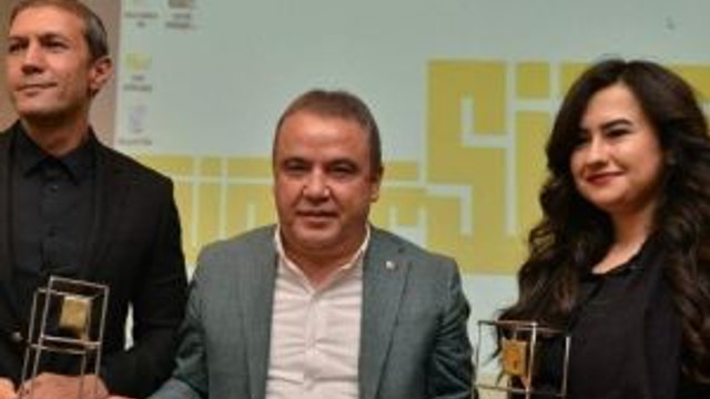 Konyaaltı Belediyesi’ne Hizmet Binasına Mimarlık Ödülü