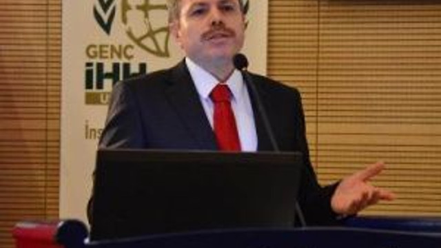 Uşak Üniversitesi'nde 28 Şubat Konferansı