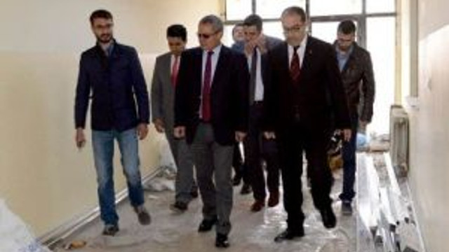 Vali Deniz, Yeni Halk Eğitim Merkezi Binasında İncelemelerde Bulundu