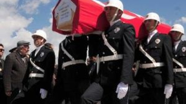 Doğum Gününde Kalp Krizinden Ölen Emniyet Müdürüne Tören
