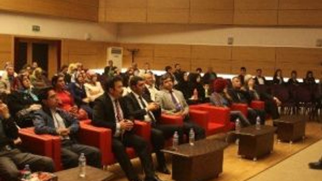İl Milli Eğitim Müdürlüğü’nden ‘Aile İçi Duygusal Aşınma Ve Çocuk’ Konulu Seminer
