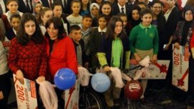 300 Okulda 74 Bin Öğrenciye Ulaşıldı