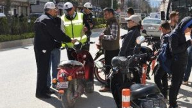 Bozüyük’te Motosiklet Denetimleri Arttırıldı