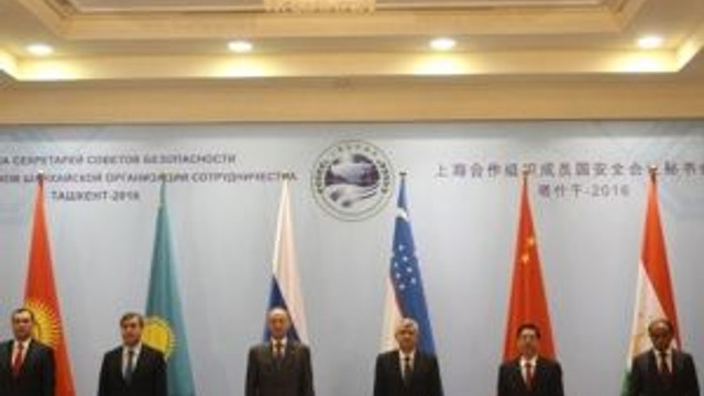 Özbekistan'da Şiö Toplantısı