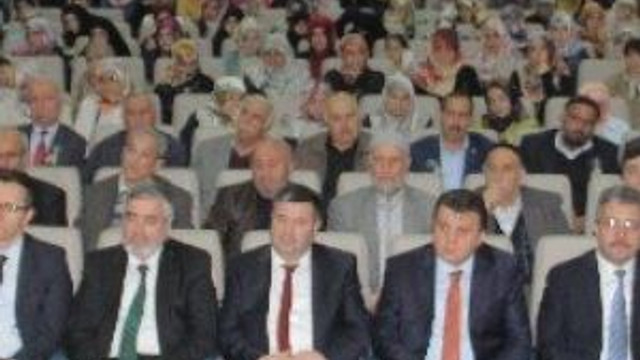Elazığ’da ‘Tevhid, Vahdet, Gelin Birlik Olalım’ Konferansı Düzenlendi