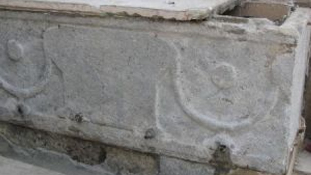 Şadırvandan Lahit Çıktı