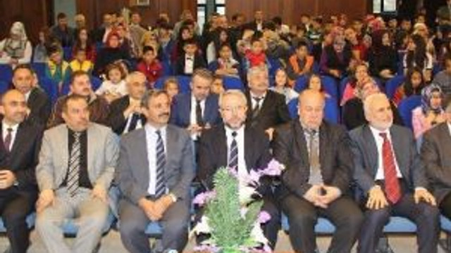 Çocuk Evlerinde Kalan Çocuklardan Kutlu Doğum Programı