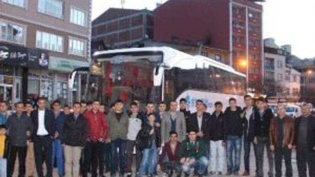 Oltu Anadolu Gençlik Derneği Öğrencilerini Ecdadına Götürdü