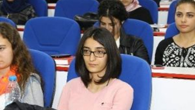 Erü’de “Kültür Kirlenmesi” Konulu Konferans Düzenlendi