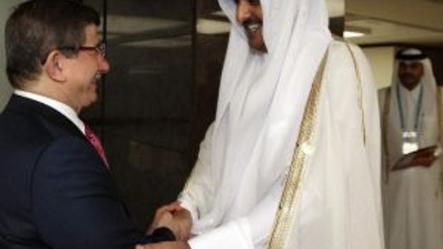 Başbakan Davutoğlu, Katar Emiriyle Görüştü
