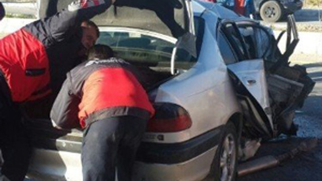 Van'da trafik kazası ! Ölü ve yaralılar var...