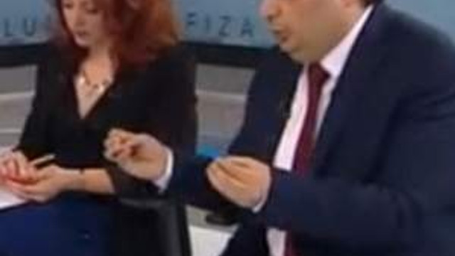 ''Davutoğlu ile devam edemeyiz''