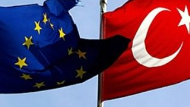 ‘AB, vize muafiyetine el freni koyacak’