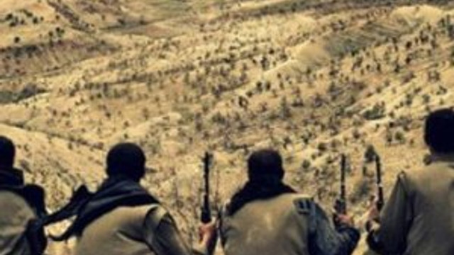 Hakkari'de askeri konvoya roketatarlı saldırı