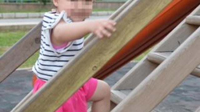 Tuanna bebek babasıyla çok mutlu