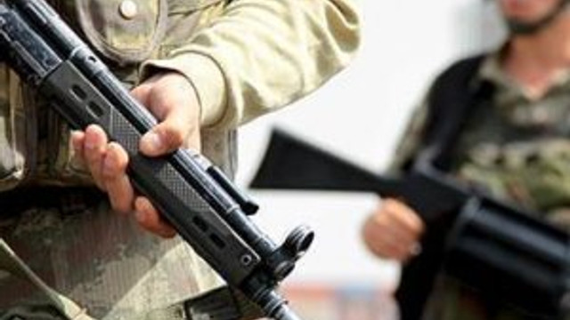 Türkiye sınırında 8 IŞİD militanı yakalandı !