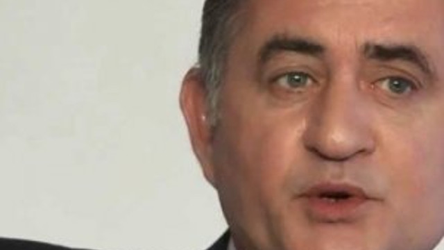 Ünlü gazeteci gözaltına alındı