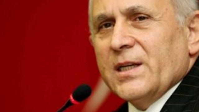 Burhan Kuzu'dan referandum açıklaması !