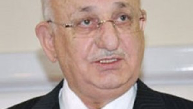 ''Dindar anayasa'' tartışmasında yeni gelişme