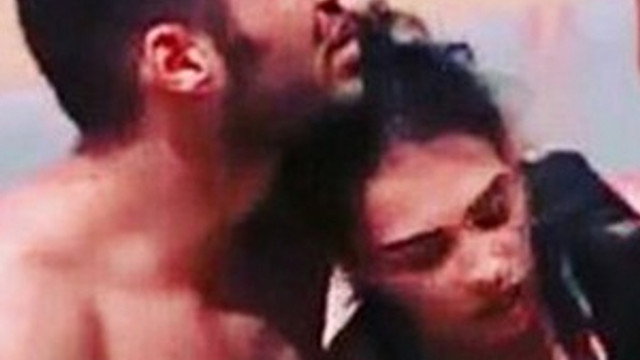 Survivor'da ünlüler takımında aşk bombası !