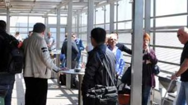 Atatürk Havalimanı'nda skandal ! Ellerinden kaçırdılar