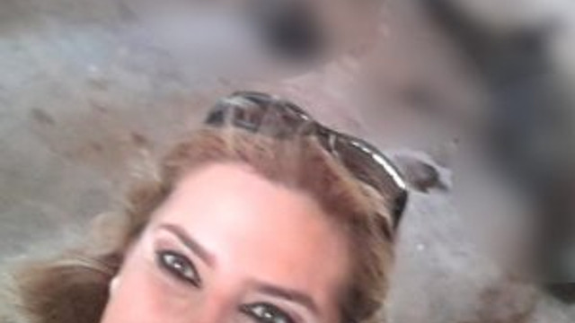 Esad yanlısı gazeteciden katliam selfiesi