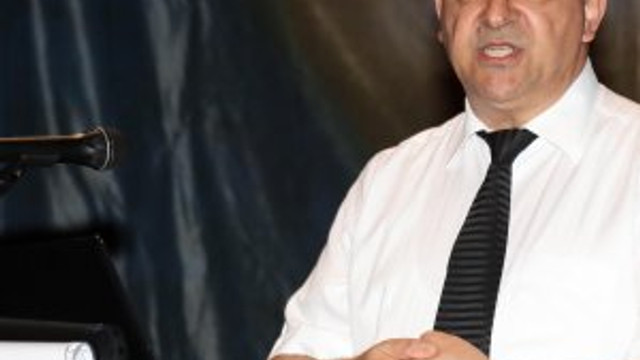 Temizlik işçilerine iş sağlığı güvenliği anlatıldı