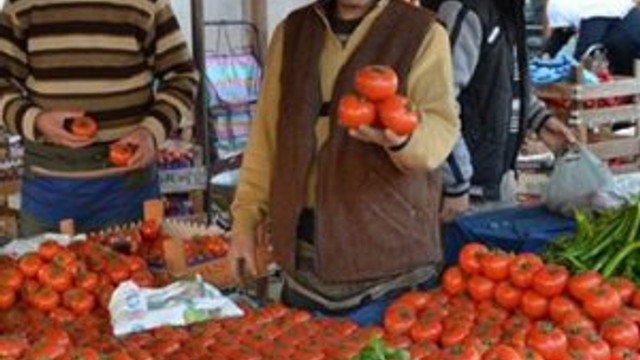Dernek kavgası Mersin'i karıştırdı