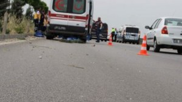 Okuldan dönerken araba çarptı !