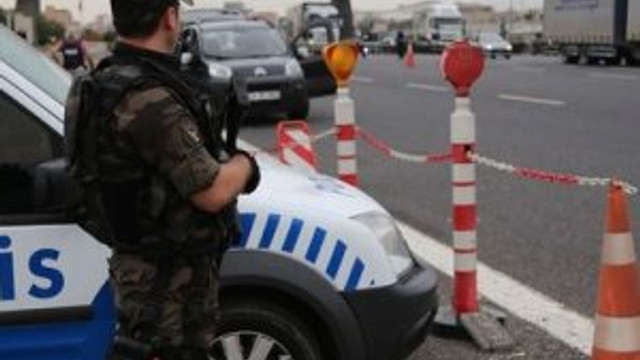 Şüpheli araç paniği, silahlı kişiler kayıp