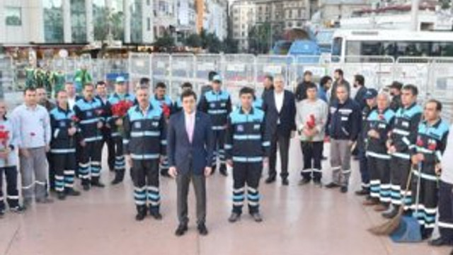 Taksim'e ilk çıkan Başkan Hazinedar oldu