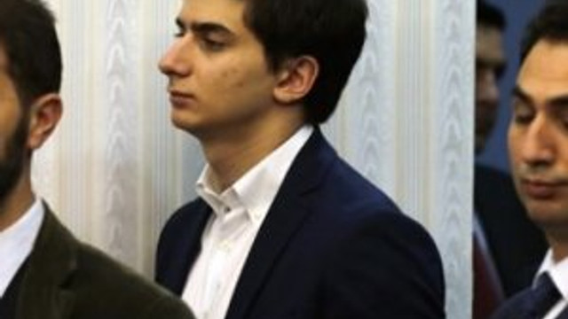 Davutoğlu'nun oğlu da toplantıya geldi