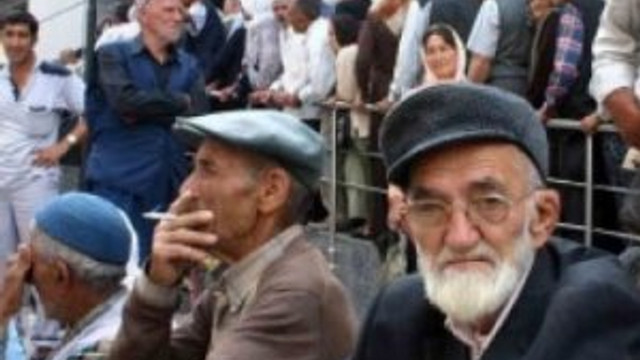 Emeklilik yaşı değişecek mi ?