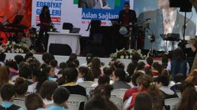 Boğaza Karşı Şiirler Okundu