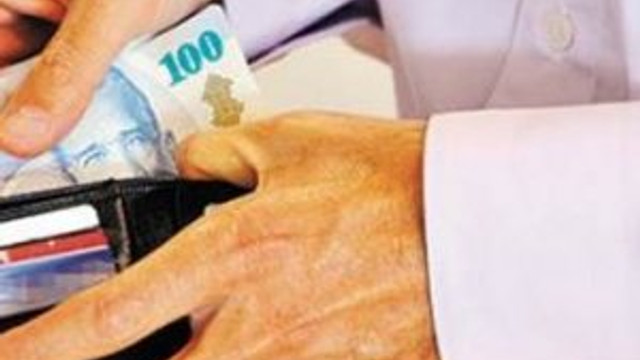 Müjdeyi Bakan verdi: 1 yıl ertelendi