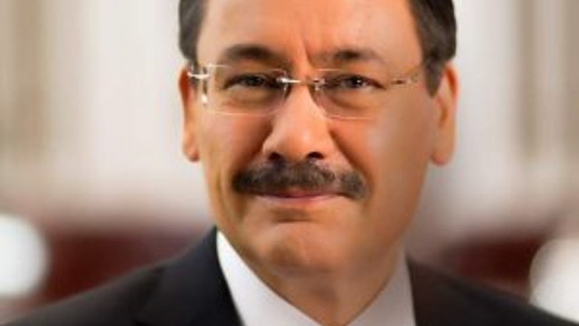 Gökçek: ''Bir tanesi geliyor, bir tanesi...''